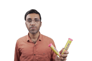 ഭക്ഷണ പദാർത്ഥങ്ങൾക്കൊപ്പം ഡോ. പ്രസൂൺ